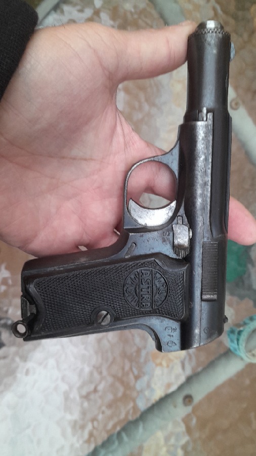 Pistola Astra 300 9C 175€