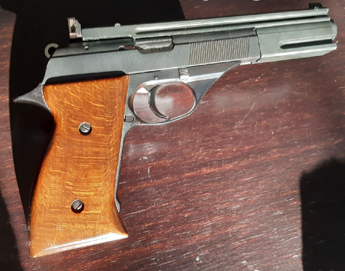 Pistola Astra TS Calibre 22