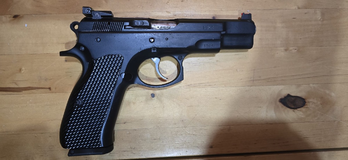 Pistola CZ 75B 9mm en perfecto estado