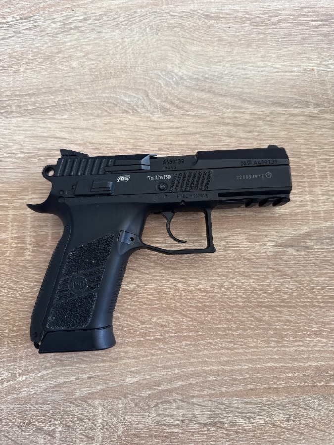 Pistola de Perdigones CZ 75 P-07