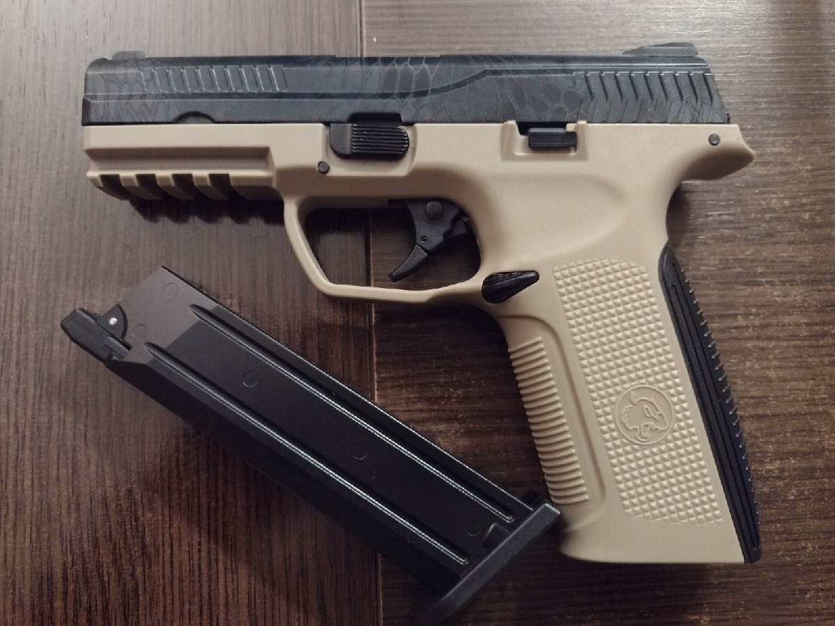 ICS BLE 001 Alpha Block Black