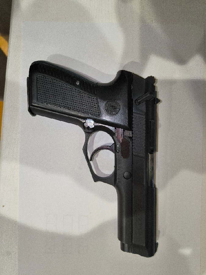 Pistola Llama M82 Gabilondo y Cía