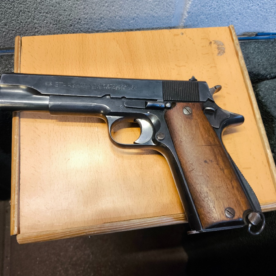 Pistola Star Modelo Militar