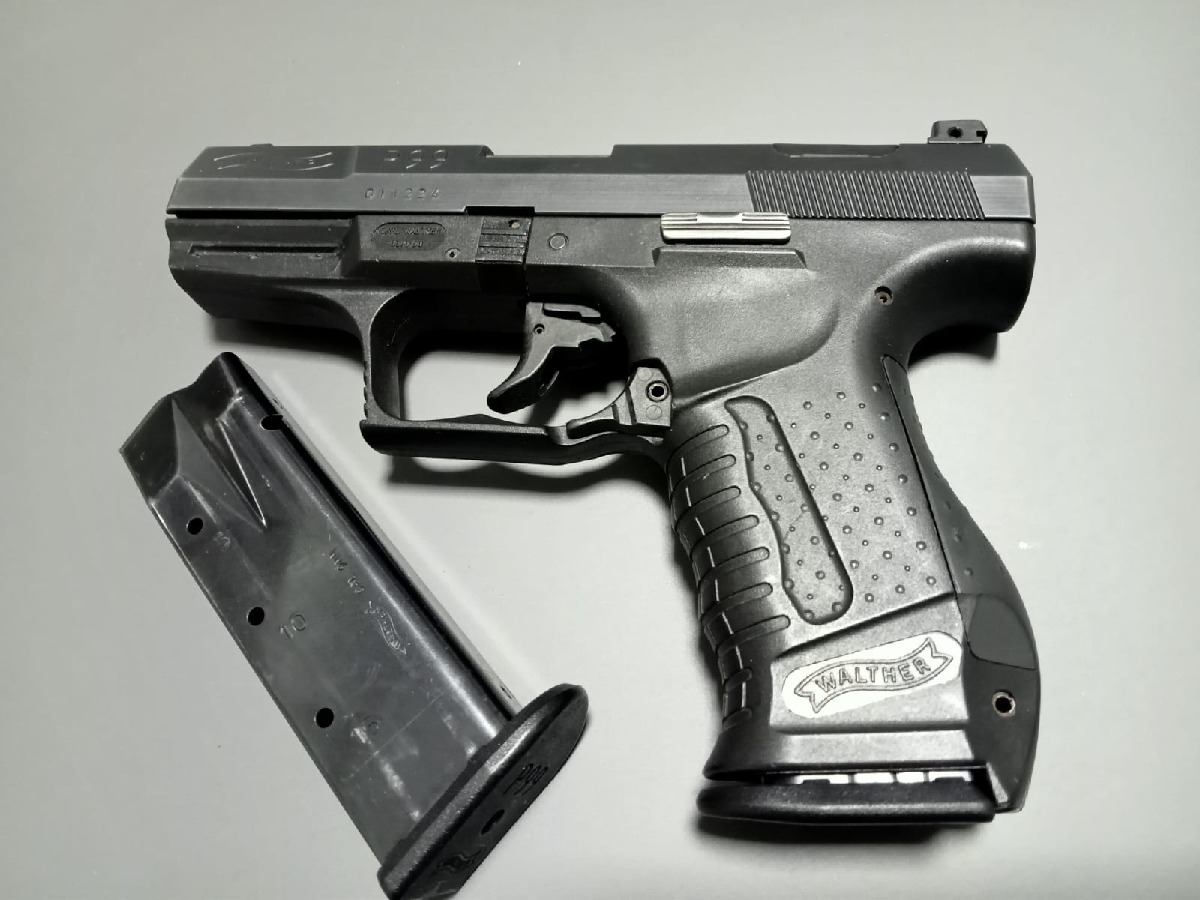 Walther P99