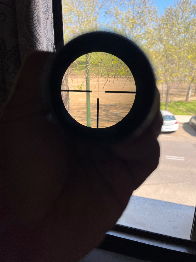 Remington 7400 Semiautomático con Tasco Titan 1.5-6x42