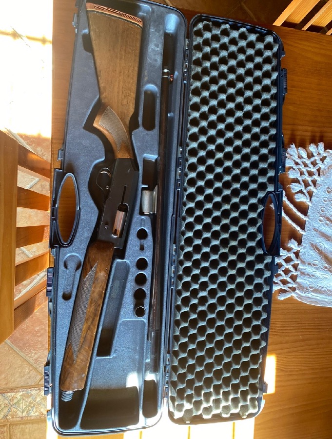 Escopeta Repetidora Browning B80 Superligera