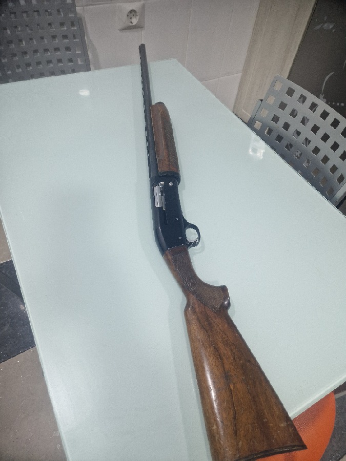 Escopeta Repetidora Franchi Cal 12
