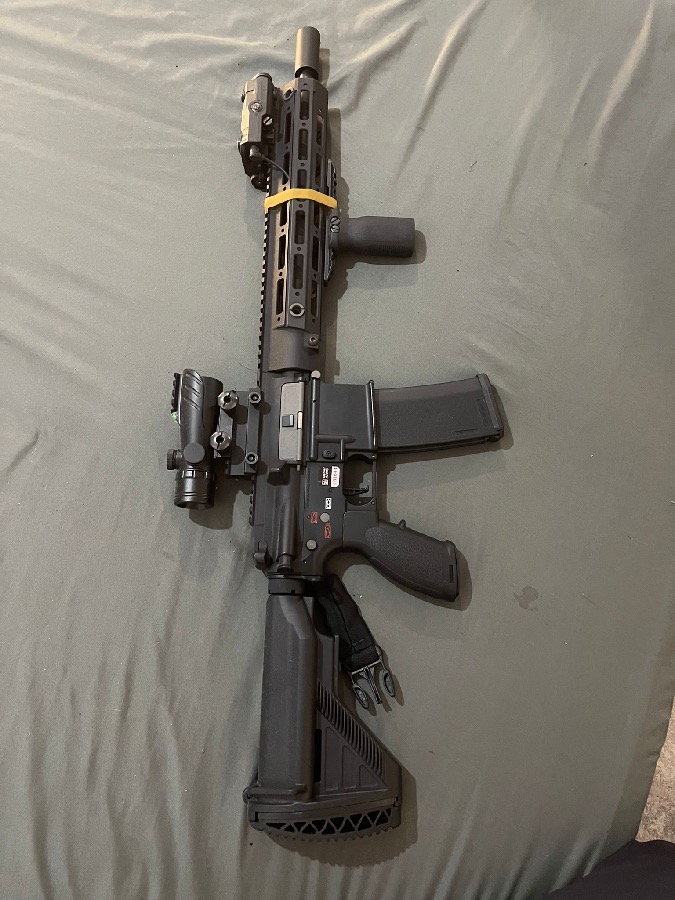 REPLICA AEG M4 SPECNA ARMS SA-H22 EDGE 2.0 NEGRA