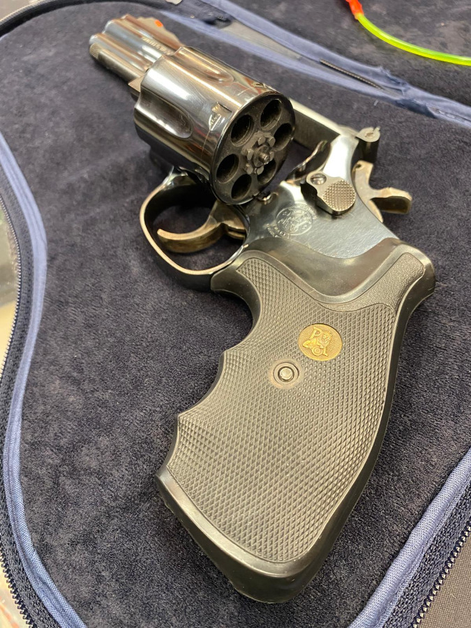  SMITH & WESSON 357 MAGNUM