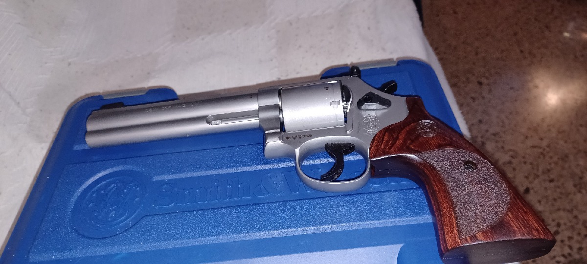 Revolver Smith & Wesson 686 357 Magnum