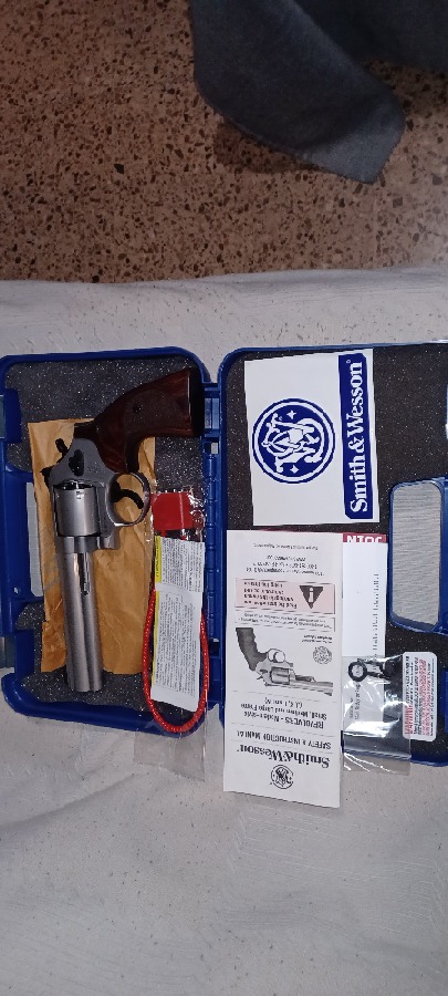 Revolver Smith & Wesson 686 357 Magnum 38 SP 6"