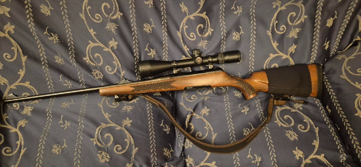 Rifle Cerrojo Titan 6 Cal. 338 WM + Mira Nikon Prostaff