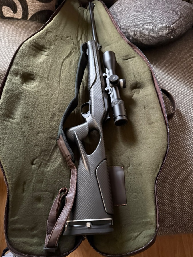 Rifle con visor Blaser R8