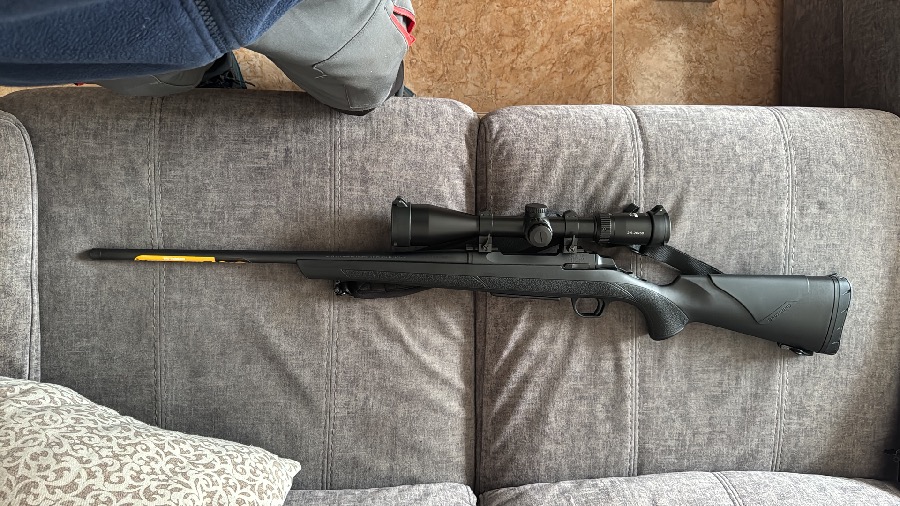 Rifle de cerrojo Browning A-Bolt 30-06 a estrenar