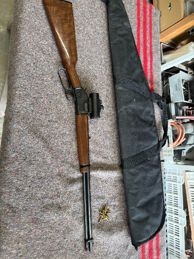 Rifle de Palanca Browning BL-22