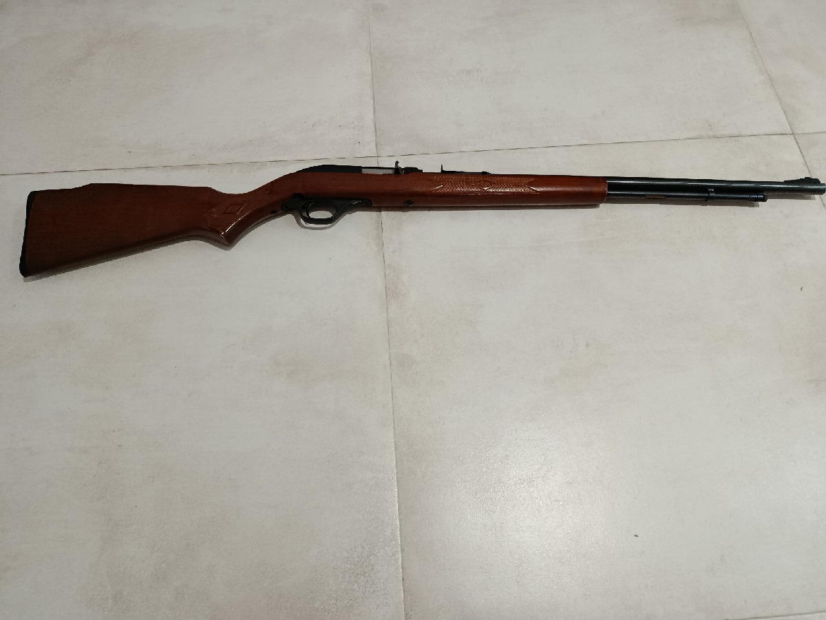 Rifle Marlin del 22 LR Semiautomático