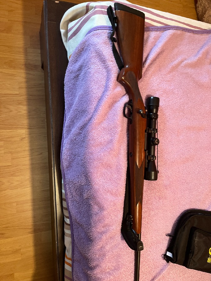 Rifle Marlin de Cerrojo Calibre 270 Win