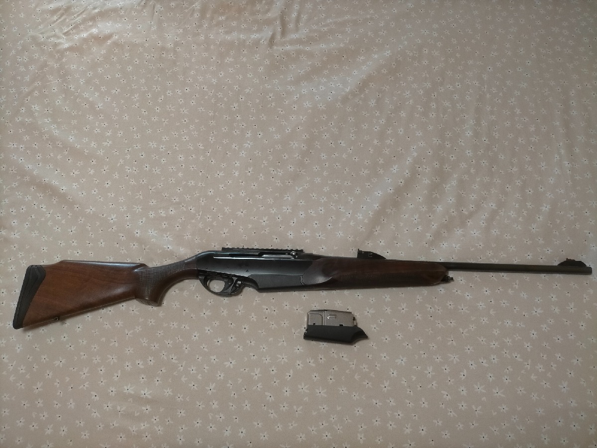 Rifle semiautomático Benelli Argo