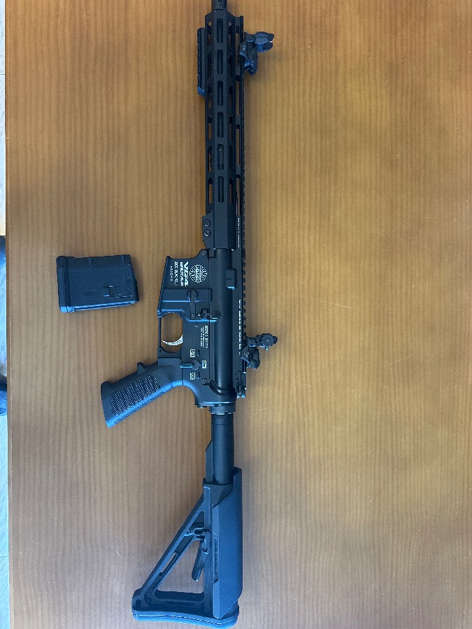 Rifle semiautomático ASTRA ARMS VG4 Brutale 12" - 300 AAC