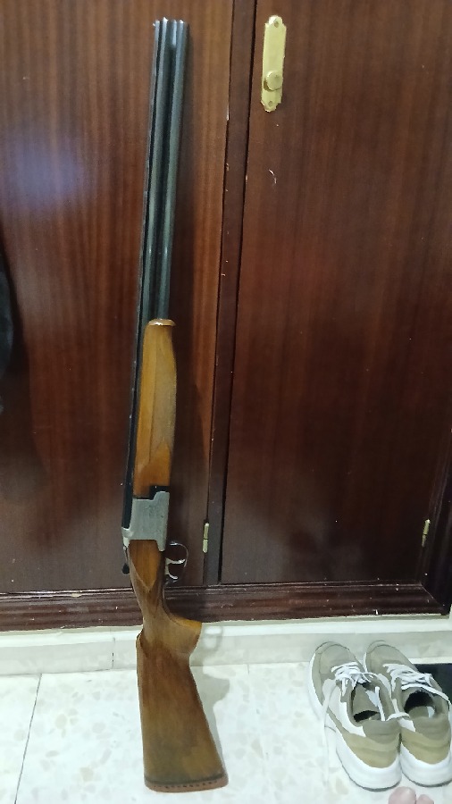 Se vende escopeta superpuesta Laurona
