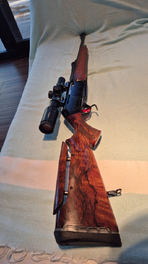 Browning long track 300wm con apel y visor ka