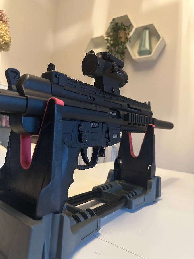 Carabina Semiautomática Calibre 22 con Punto Rojo