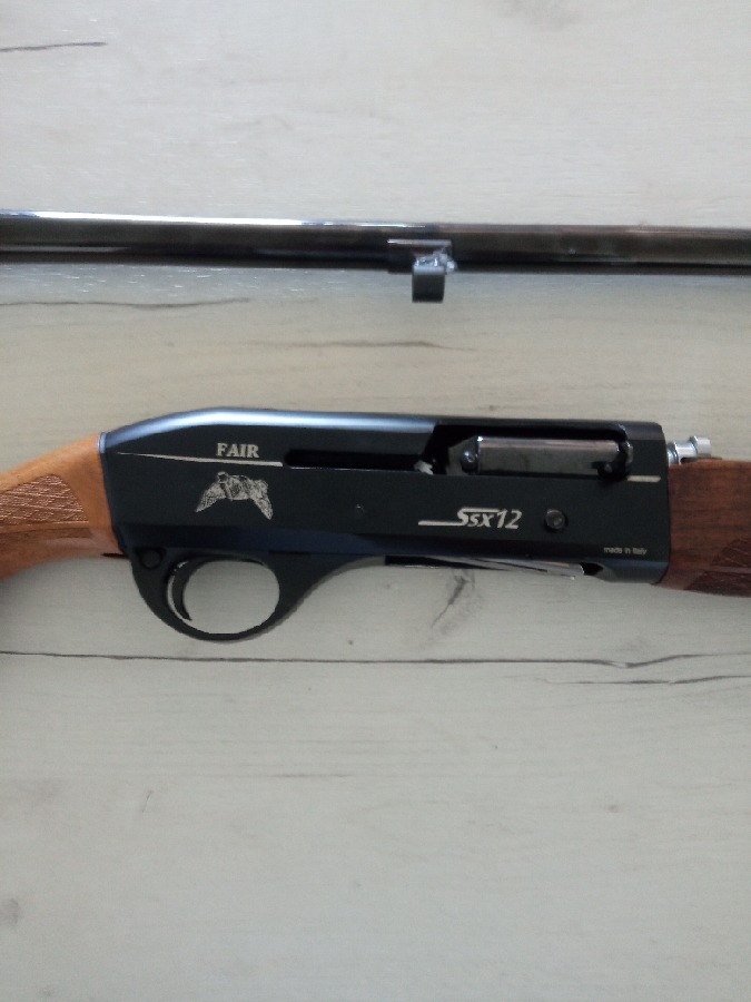 Semiautomática FAIR SX12