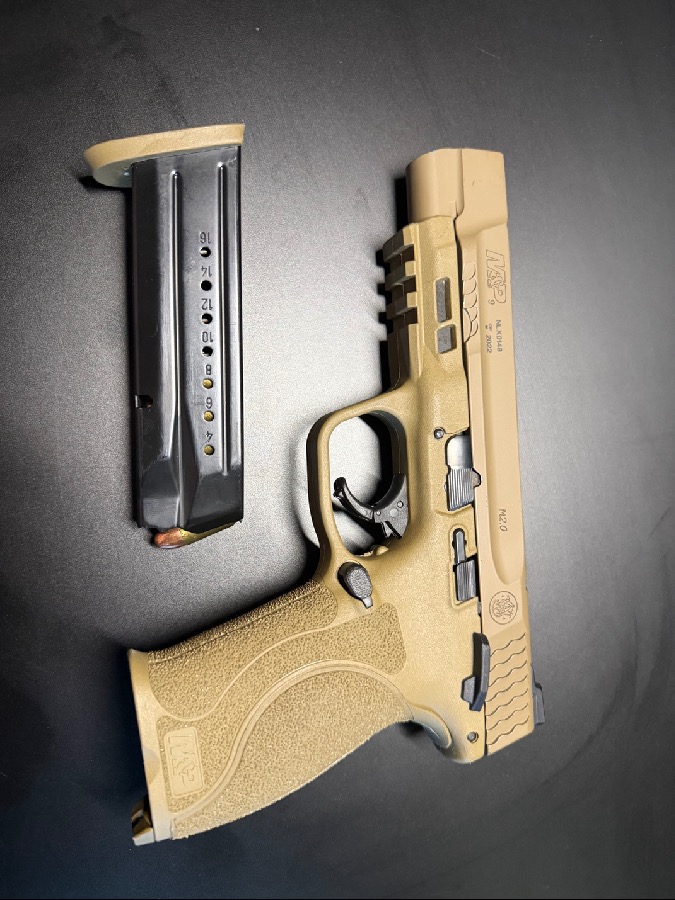 Smith & Wesson M&P9 M2.0 9mm Arena