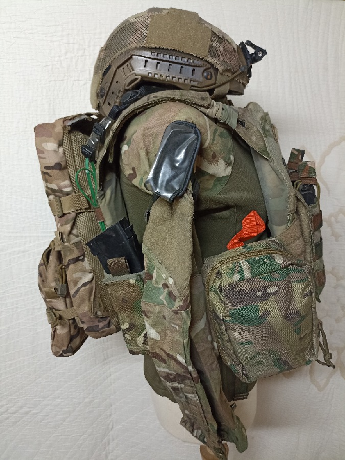 Uniforme de combate Multicam