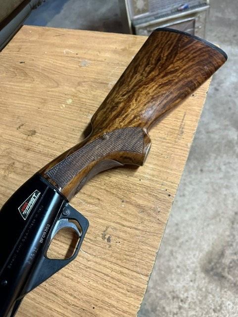 Escopeta Repetidora Benelli Fast, Calibre 12