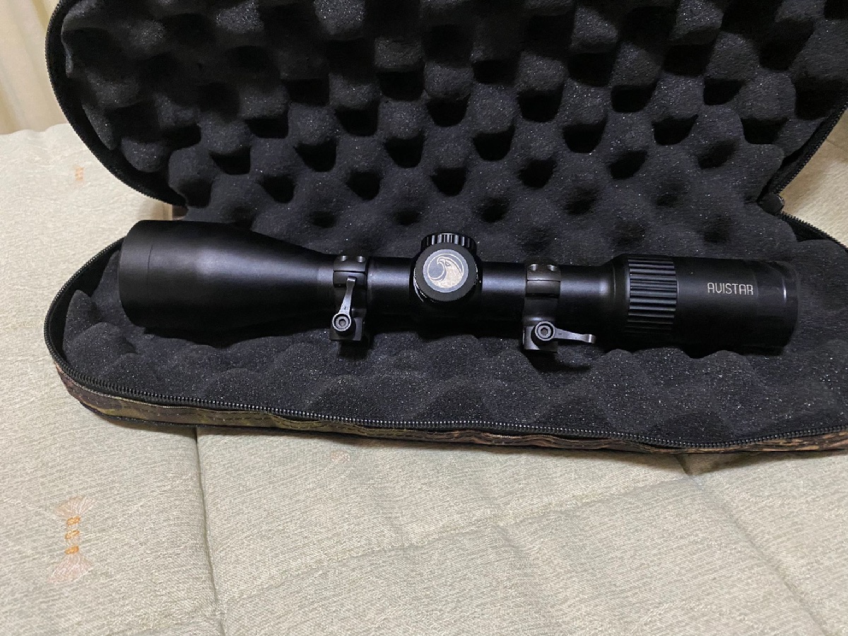 Avistar 2.5-10x50 con retÃcula iluminada