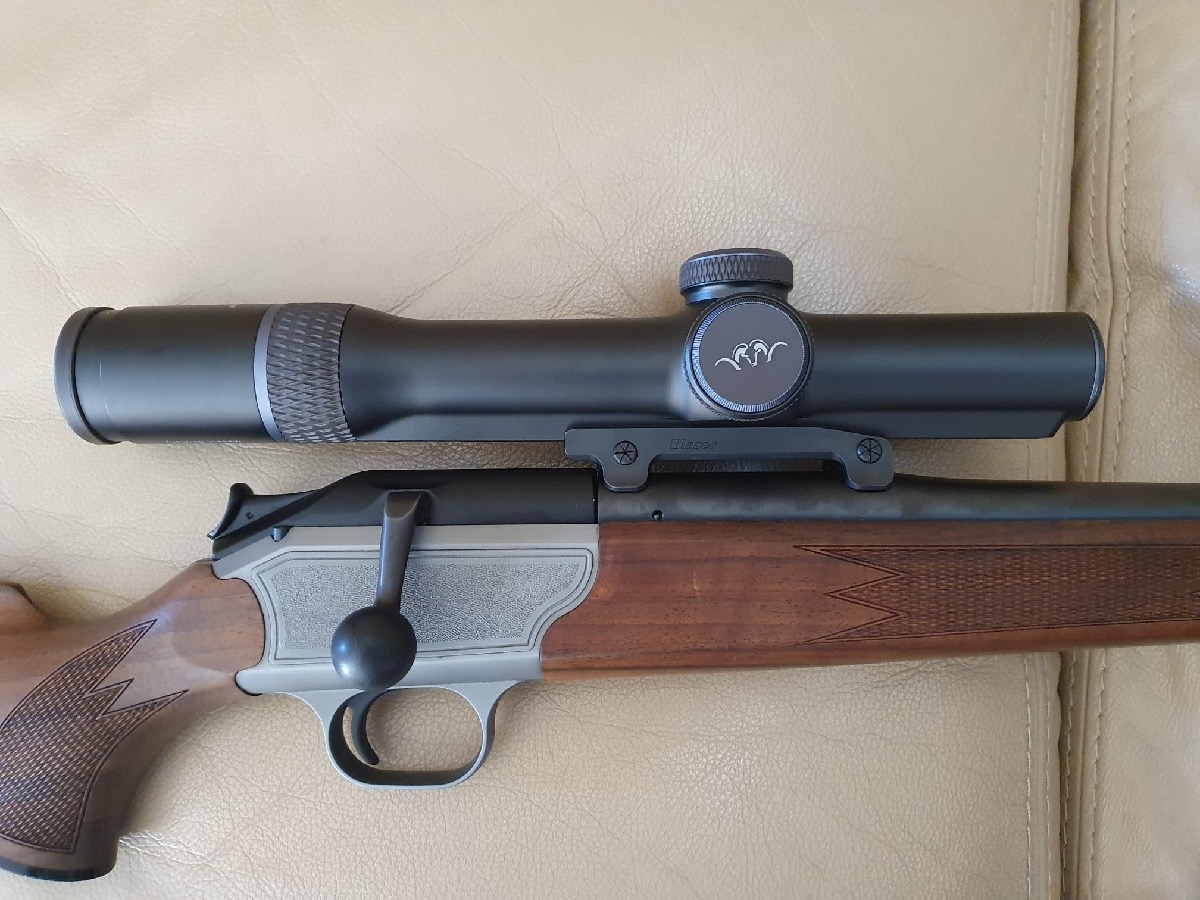 Visor Blaser Infinity 1-7x28 IC + Monturas Blaser