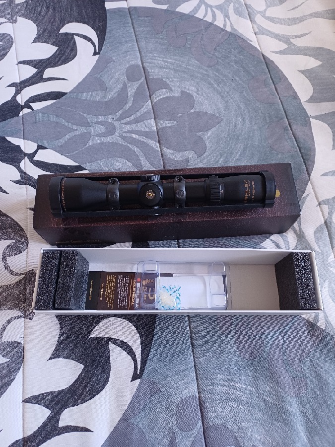 Visor Shilba Gold Medal 1.5-6X42 con Anillas Leupold QR