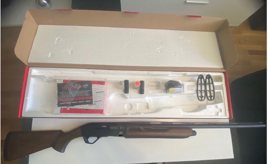 Winchester SX4 Field. Acabado Madera